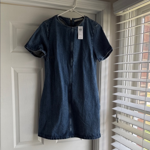 Abercrombie & Fitch Dresses & Skirts - Abercrombie & Fitch Light Blue Denim Shift Dress- Medium Tall